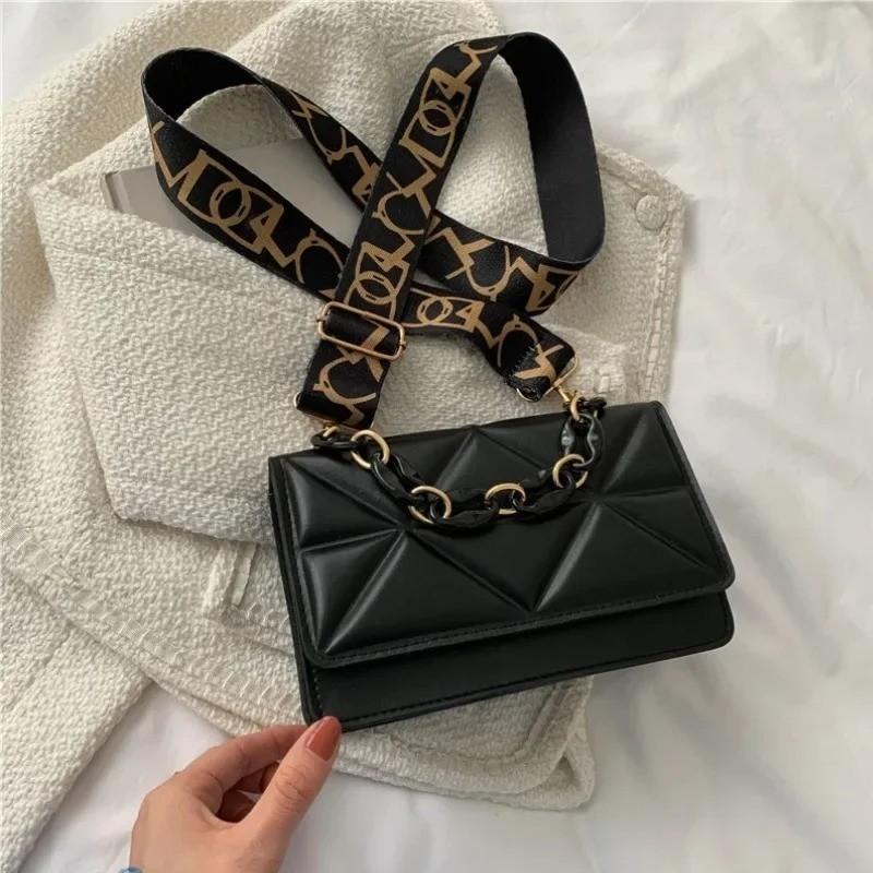 ElegantSmallSquareHandbagforWomen–RetroCrossbodyBagdailyuse