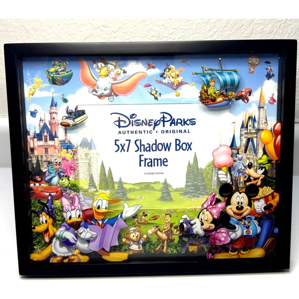 Caja de Sombras Original Auténtica de los Parques Disney 5x7 Personajes Clásicos Marco 12x10 Foto 4 de 4