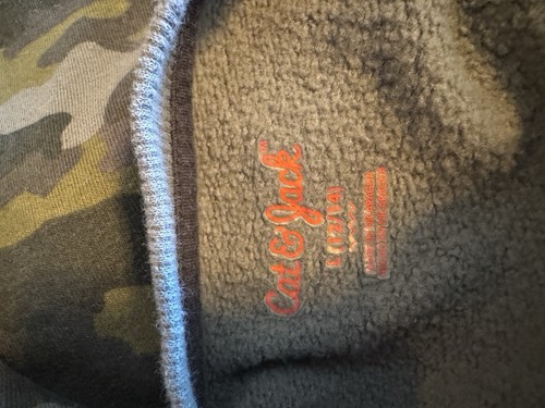 Cat And Jack Pullover Crewneck Sweater Boys Size L 12/14 Camo Print - Picture 2 of 2