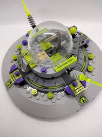 LEGO SPACE 7052 Alien Conquest UFO Abduction set w/ minifigures