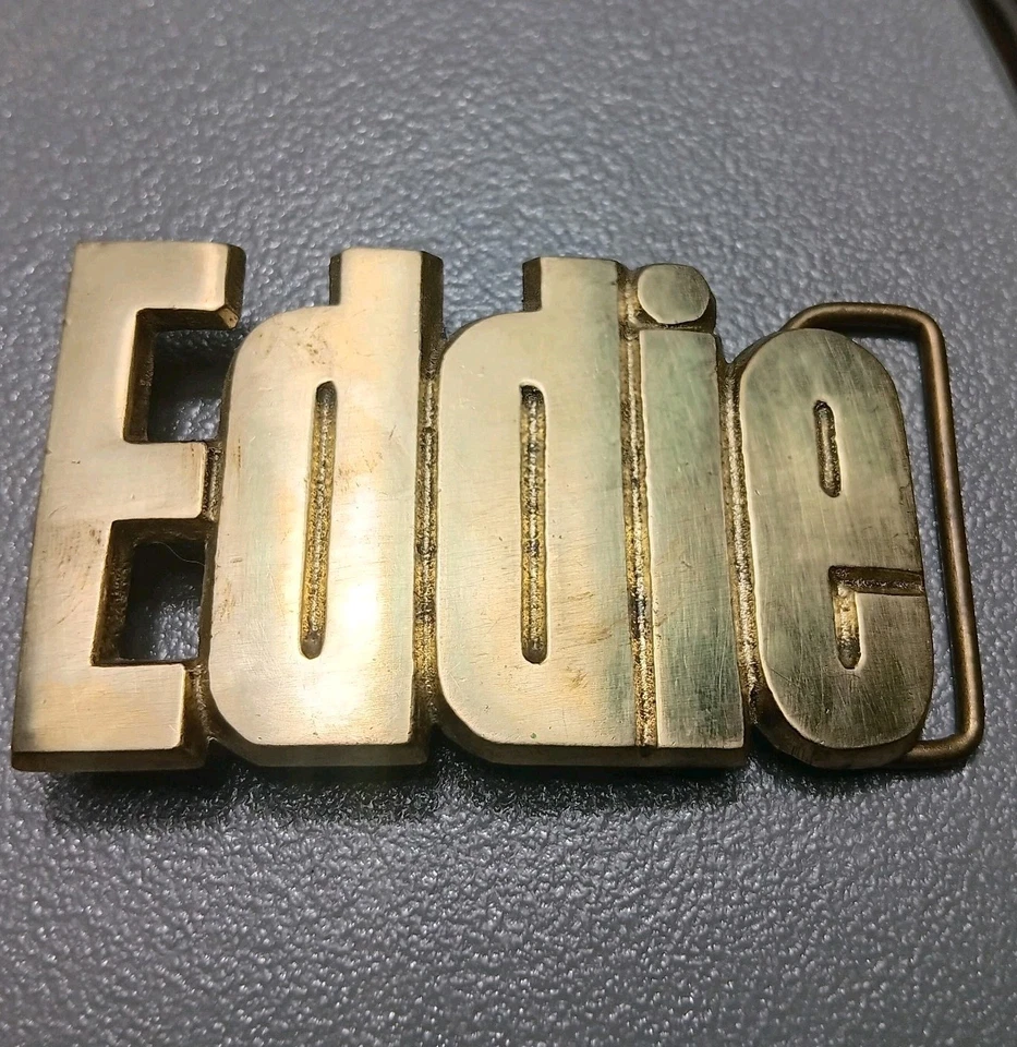 Hebilla de cinturón personalizada vintage de latón macizo con nombre Eddie años 70 hebilla de barón pesada Foto 4 de 4