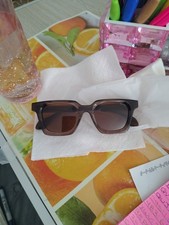Brown snazzy sunglasses
