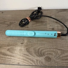 Straight Ahead Air Breeze Flat Iron with Infrared Technology and Airflow Vents