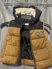 H M boys  puffer vest with removable hood sz 5/6 fall winter layering cozy