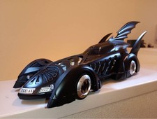 Hot Wheels 1/18 Batman Forever Batmobile Mattel Minicar