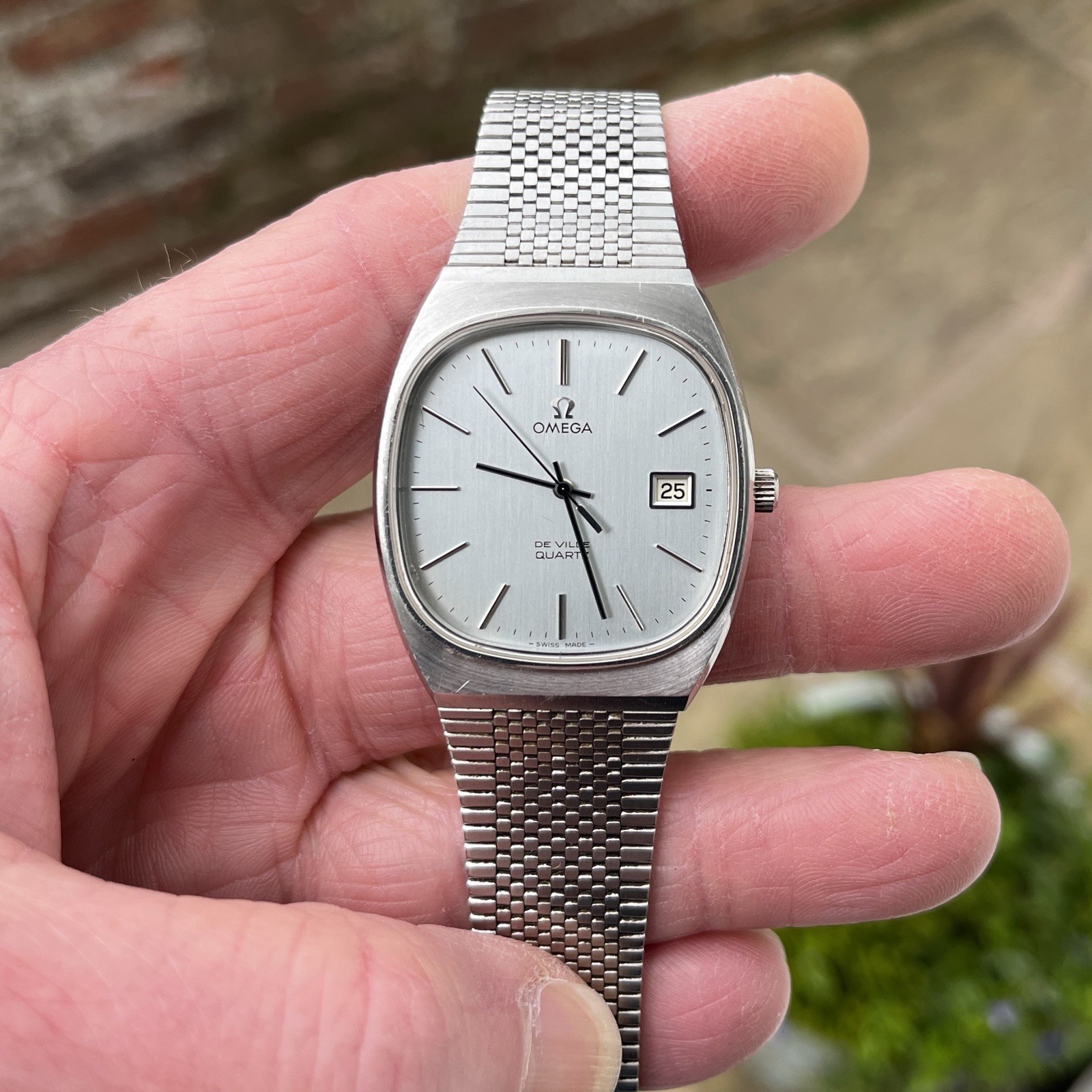 Superb vintage 1980's Omega De Ville 192.0035 cal 1342 quartz watch - non runner image 3