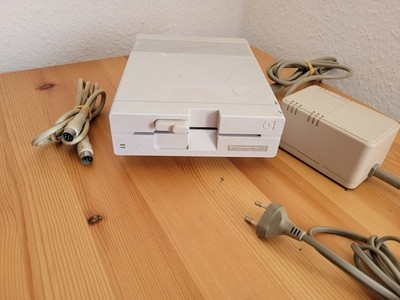Commodore 1541 II C64 Diskettenlaufwerk Komplett Netzteil Anschlusskabel