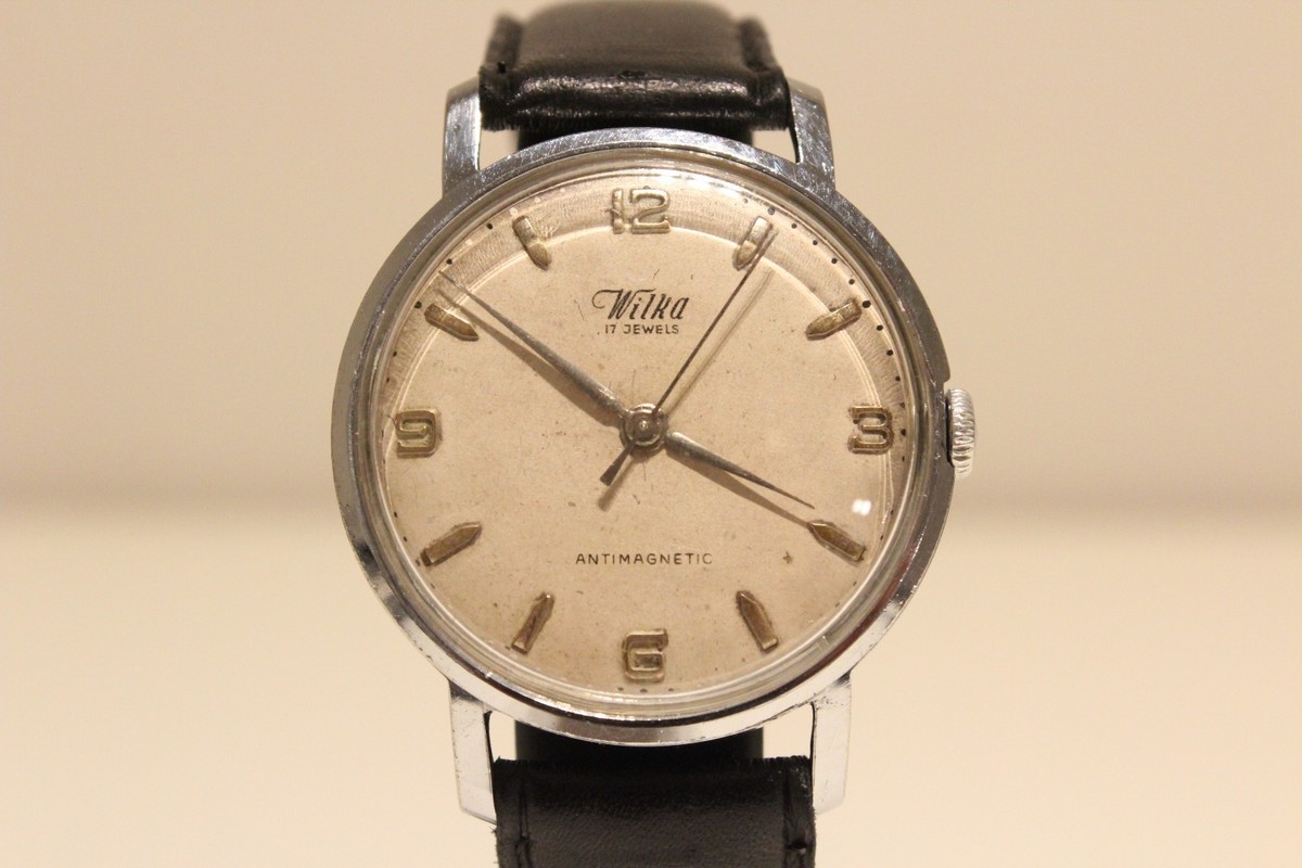 VINTAGE RARE CLASSIC ELEGANT CHROME SWISS MEN'S MECHANICAL WATCH