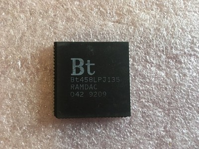 BT458LPJ135 IC D/A CONVERTER 8-BIT 3-FUNCTION CMOS 84-PIN SMT (LOT OF 1)