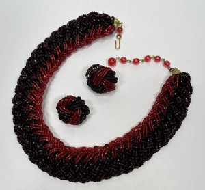 Gorgeous Vintage Merlot & Red Braided Seed Bead Necklace & Earrings Set