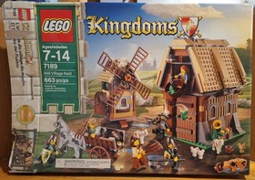 LEGO Kingdoms 7189 Mill Village Raid near complete w/ minfigs animals box books