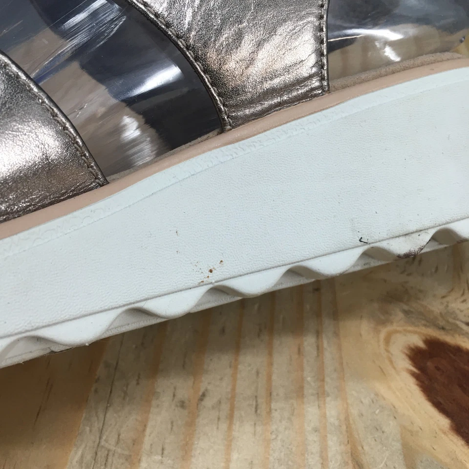 Sandalias Collection by Clarks para mujer 7,5 M Jillian Claire con correa cuña plateada Foto 4 de 4