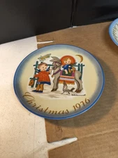 Vintage Schmid BERTA HUMMEL Christmas Plate 1976 Sacred Journey