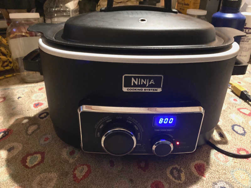NINJA 6-Quart 3-in-1 Cooking System Slow Cooker Steam Roast Bake MC702Q Black
