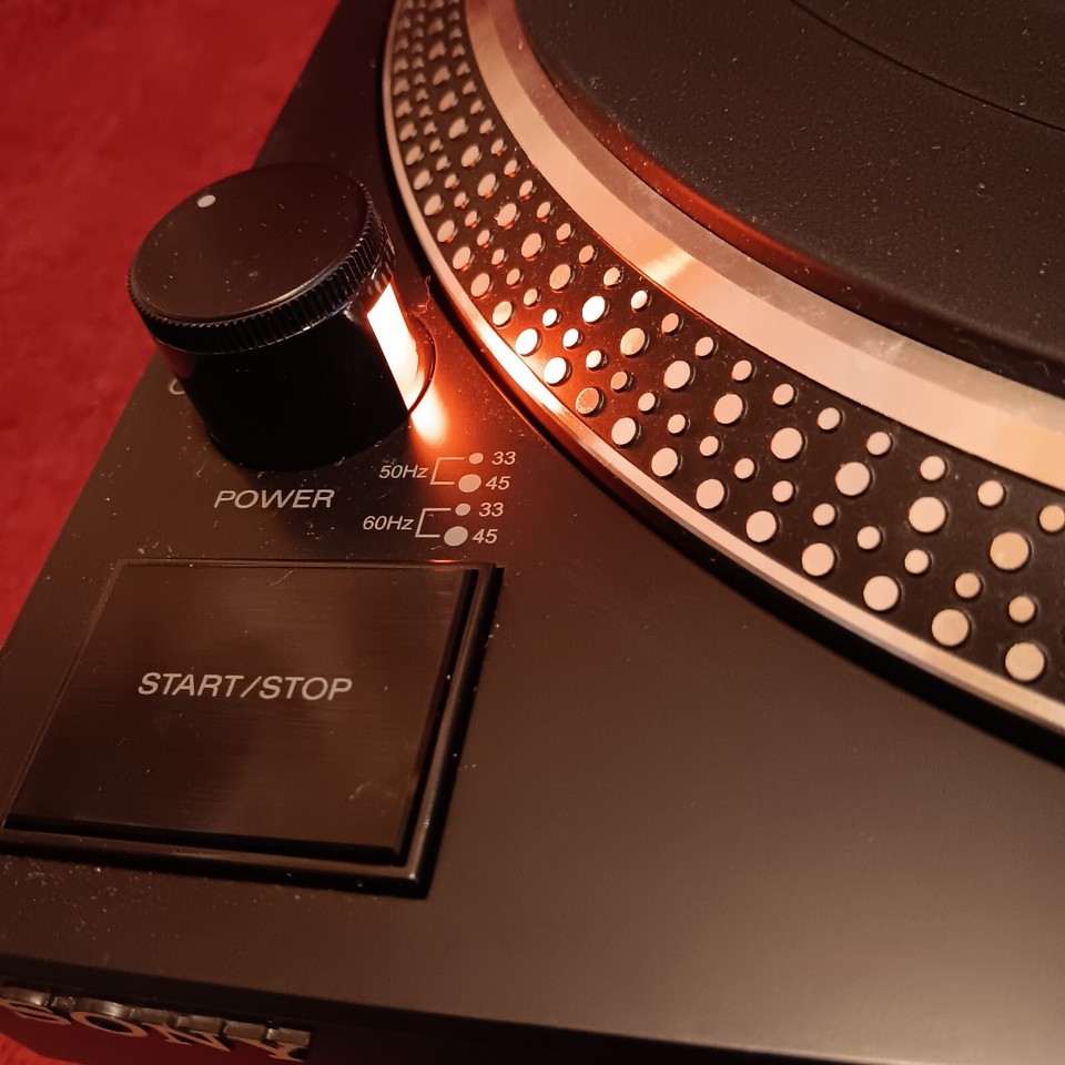 Sony PSLX350H Stereo Turntable Belt Driven Pitch Control Tested Please