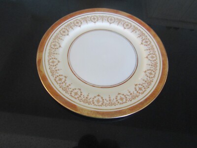 1~AYNSLEY~GOLD DOWRY~8 1/4 INCH SALAD PLATE (S)
