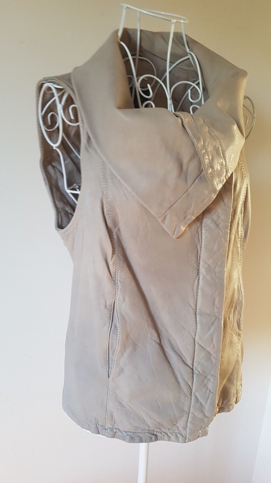 FABULOUS ALL SAINTS KADIAN CREAM LEATHER GILET JACKET UK 10 US 6 EU 38 RRP £295 image 8