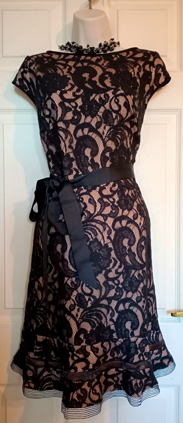 Lace Overlay Flared Hem Retro 50s Pinup Style dress Sz 10  Occasion NYE Party