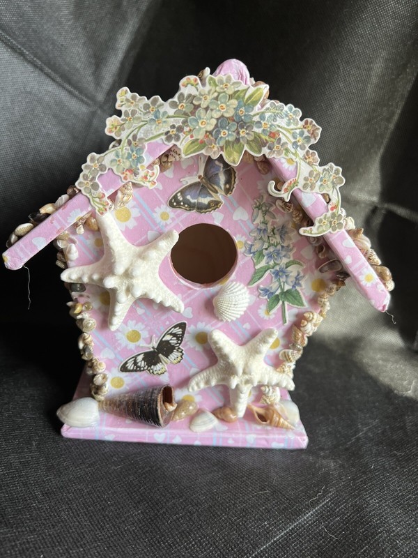 Birdhouse-Decorated With Seashells