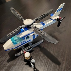 LEGO City Set 7741 Police Helicopter.  All Parts, Figure & Manual