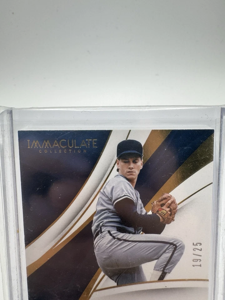 2017 Panini Immaculate Collection 棒球 Tom Glavine 签名 /25 — 第 2/4 张图片