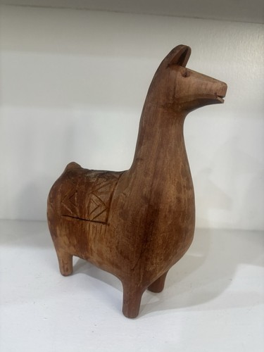 Wood Carved Llama Figurine 10 Inches Tall 6 Inches Long 3 Inches Wide