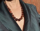 Vintage Cherry Amber Catalin Bakelite Graduated Round Bead Necklace 46g 21in — photo 2