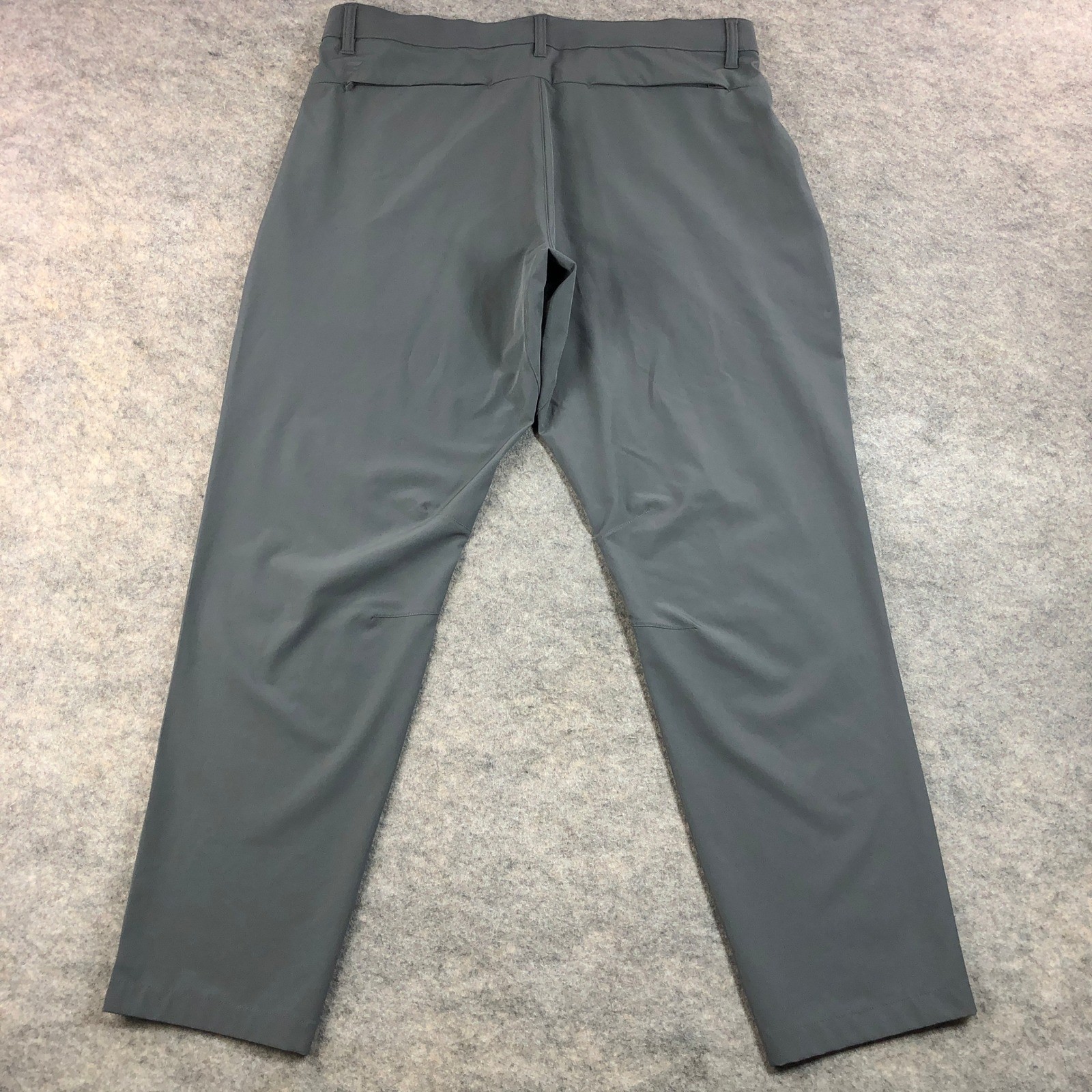 Fabletics Mens 35x32 Gray Performance Stretch Ath… - image 2