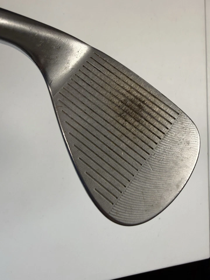 Cleveland RTX Zipcore Wedge 48* Mid 10* Rebote SteelFiber i95 Eje Flexible Rígido Foto 4 de 4