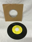 The Beatles 45 RPM Record Tollie 9001 Twist And Shout, There’s A Place 7" Vinyl