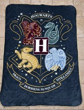Harry Potter Hogwarts Crest Blanket 3x5 Jay Franco Soft Fleece Throw
