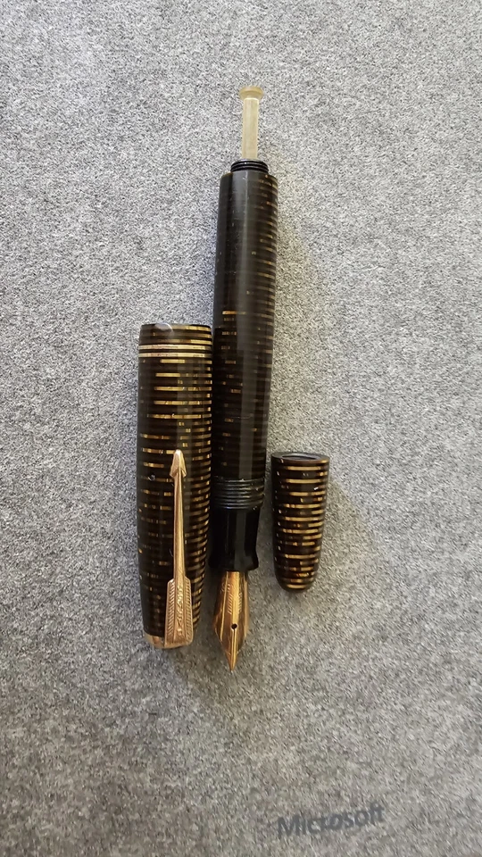 Pluma Estilográfica Parker Vacumatic De Colección, Plata Negra - EE. UU. 1940 - COMO NUEVA Foto 2 de 4