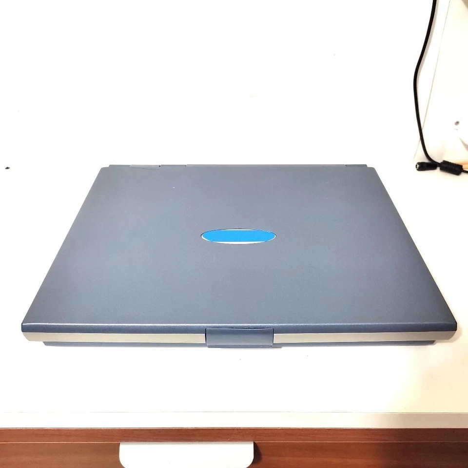 Portatile PC Computer Windows 98 Porta Seriale Incorporata floppy Tastiera 21050 - Immagine 4 di 4