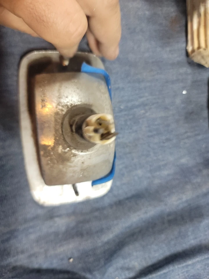 Luz de giro AMC Gremlin Park Light 1970-1975 70-75 OEM 3636402 Foto 3 de 4