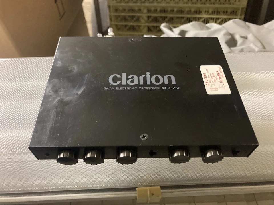 Clarion MCD-250 3 way electronic crossover - Bild 4 von 4