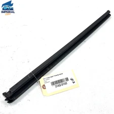 11-17 Volkswagen Touareg Rear Passenger Door Window Inner Wheatherstrip Seal OEM