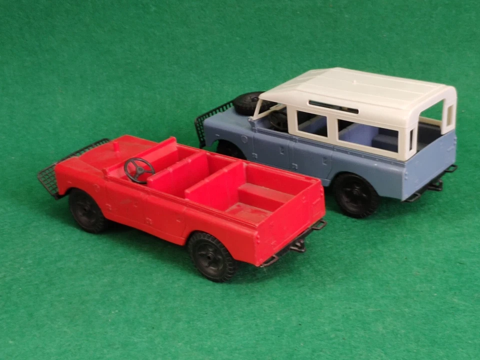 COPPIA LAND ROVER PLASTICA VERVE MADE IN ITALY GIOCATTOLO VINTAGE EPOCA 1:18 ITA - Immagine 3 di 4