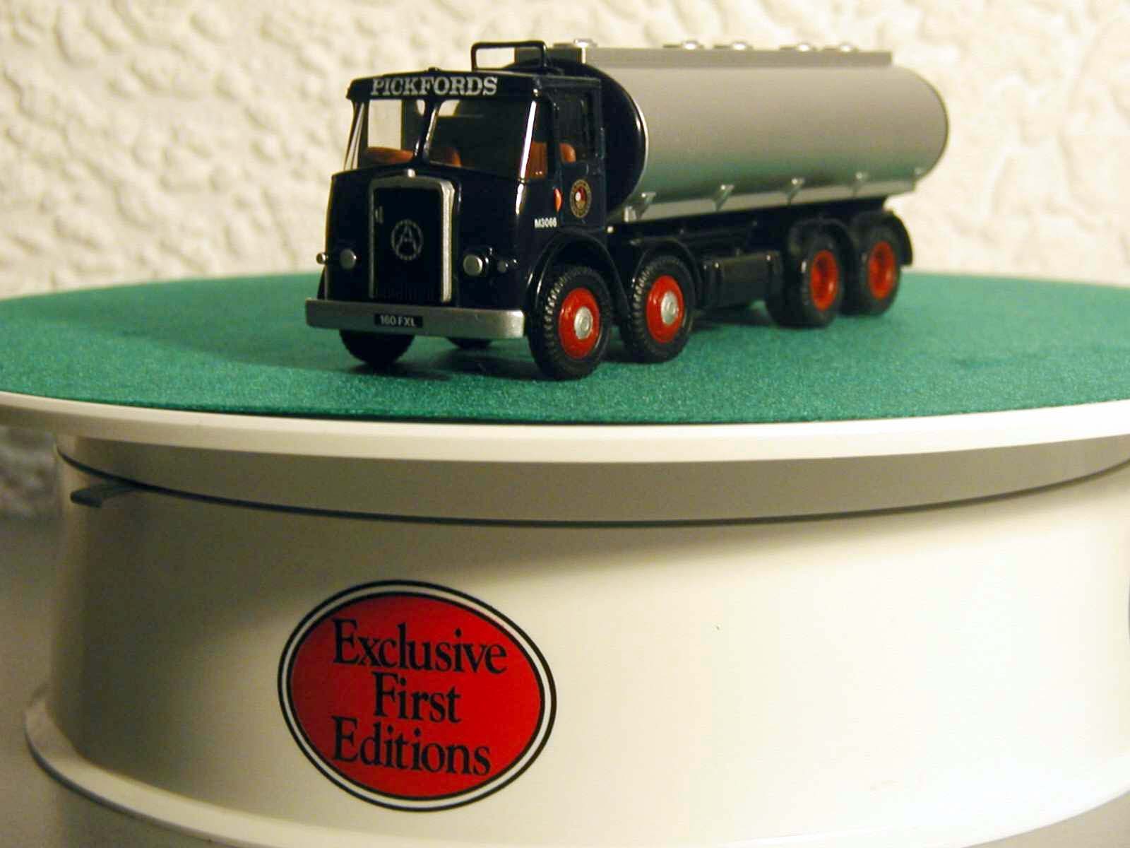 EFE PICKFORDS ATKINSON 8 WHEEL OVAL TANKER-13501