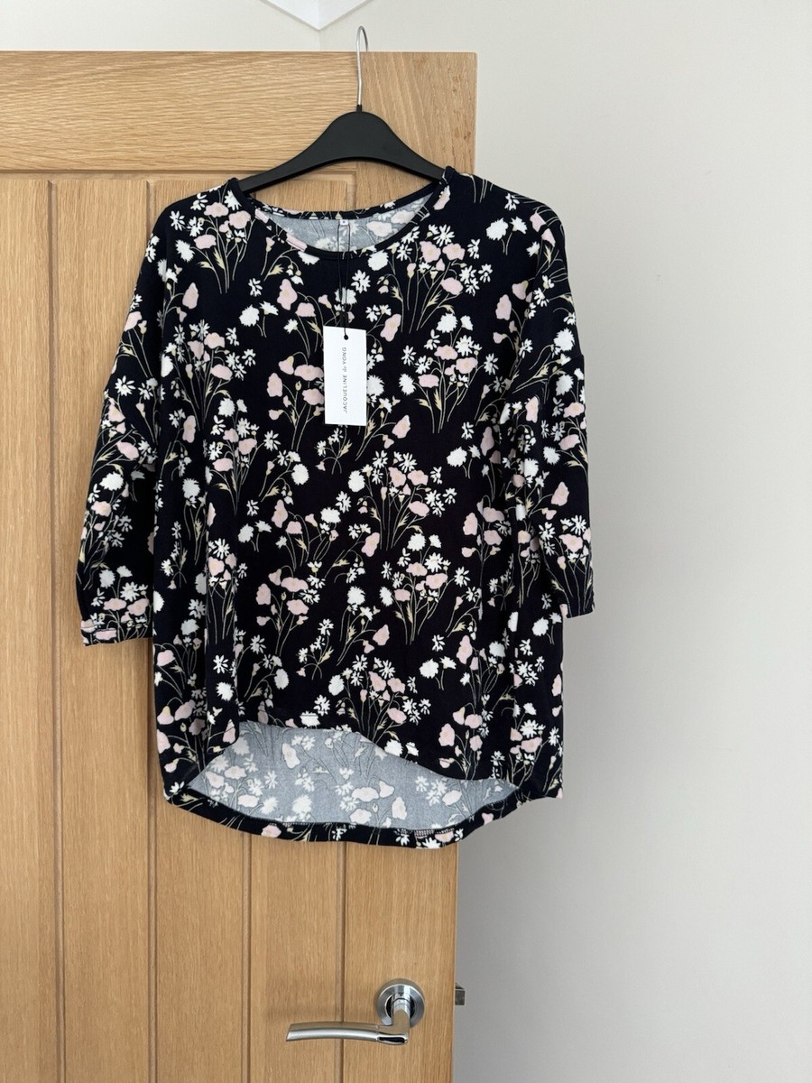 JDY floral Navy Jumper 3/4 Sleeve Brand New With Tags Women Size