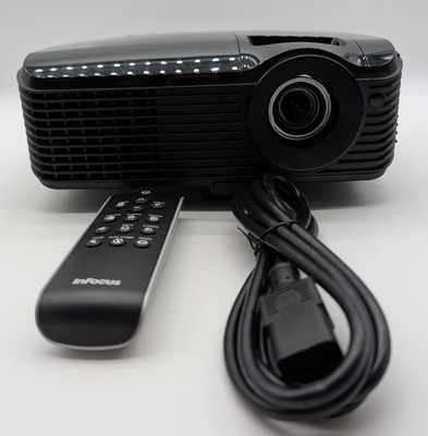 InFocus IN102 SVGA 2700L DLP Projector Low 358 Hrs W/ Remote & Power Cord Tested