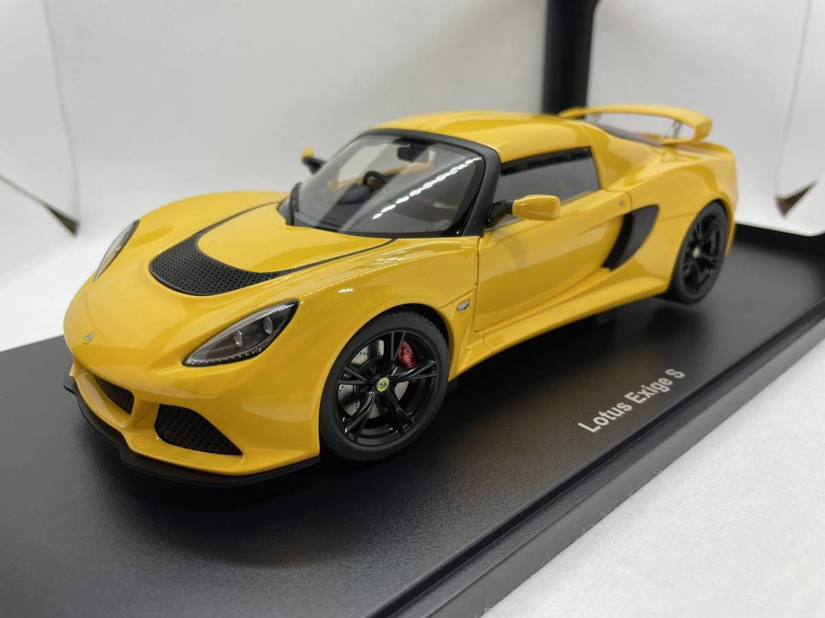 AUTOart Lotus Exige S Series 3 Yellow 75382