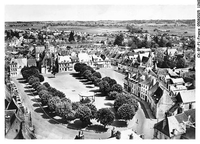 CX-BFP1-0631-41 - MONTOIRE-SUR-LE-LOIR - Place clemenceau