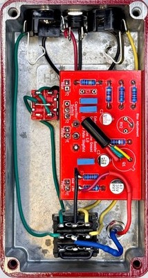 Rangemaster Treble Tooster (clone), OC44, Guitar Pedal, White Trim