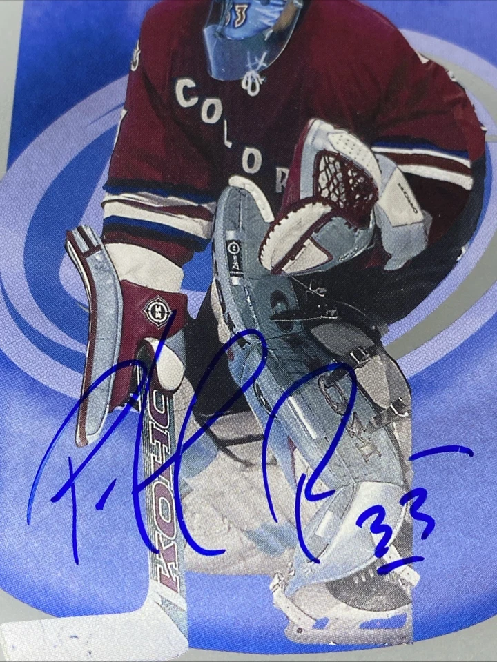 Patrick Roy Auto On Card 2002-03 ITG Ultimate Memorabilia UM-02 AVALANCHE - Image 2 of 3