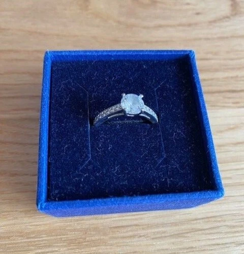 Anello originale Swarovski Attract taglio tondo pavè misura size 55