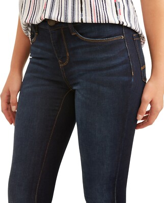 Time and Tru Woman's CORE Super Skinny Jean Size 6  -D2
