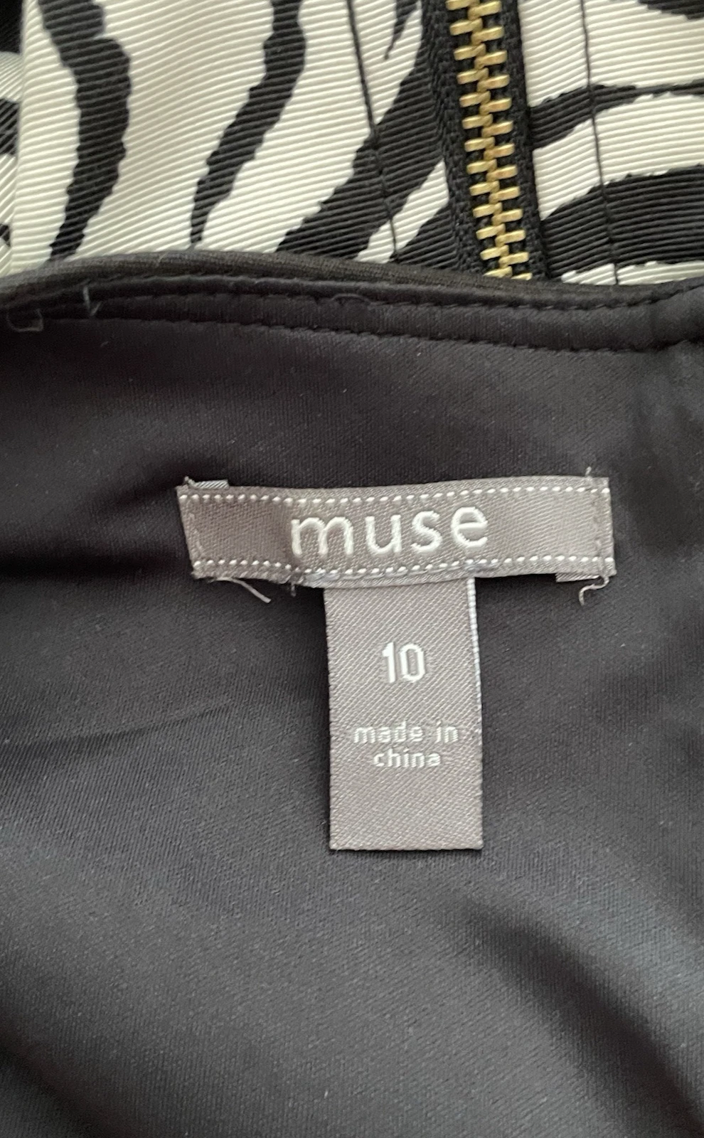 OFF WHITE Abito smanicato M 10 bianco e nero zebrato stampa animalier grande foderato con cerniera