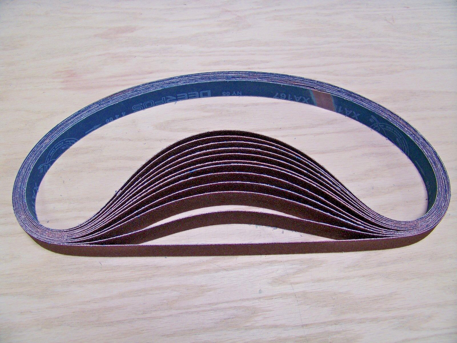PREMIUM A/O, X-WEIGHT SANDING BELTS 1" X 42", 10 - PACK, 240-GRIT