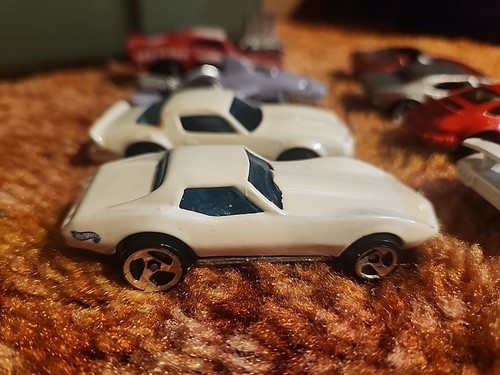 Matchbox Hot Wheels Vintage Rare Lot 8 Corvette - Picture 2 of 9