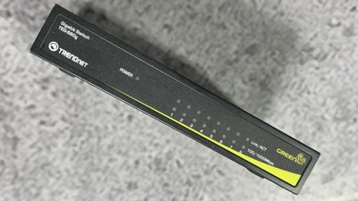TRENDnet TEG-S80g External 8 Port  Gigabit Switch